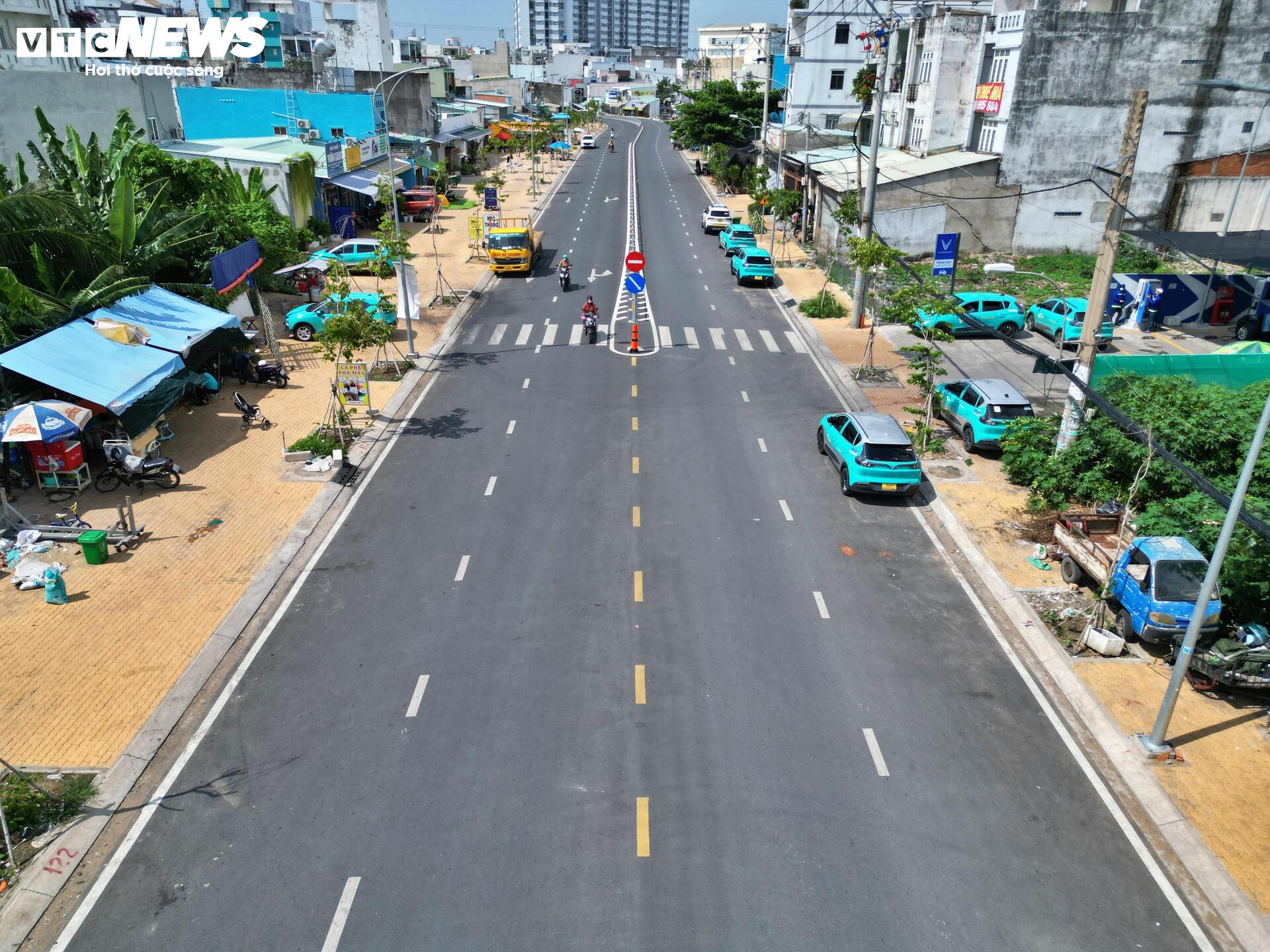 Rạch chống ngập thành đường sau 4 năm cải tạo ở TP.HCM- Ảnh 13. Rạch chống ngập thành đường sau 4 năm cải tạo ở TP.HCM- Ảnh 13.