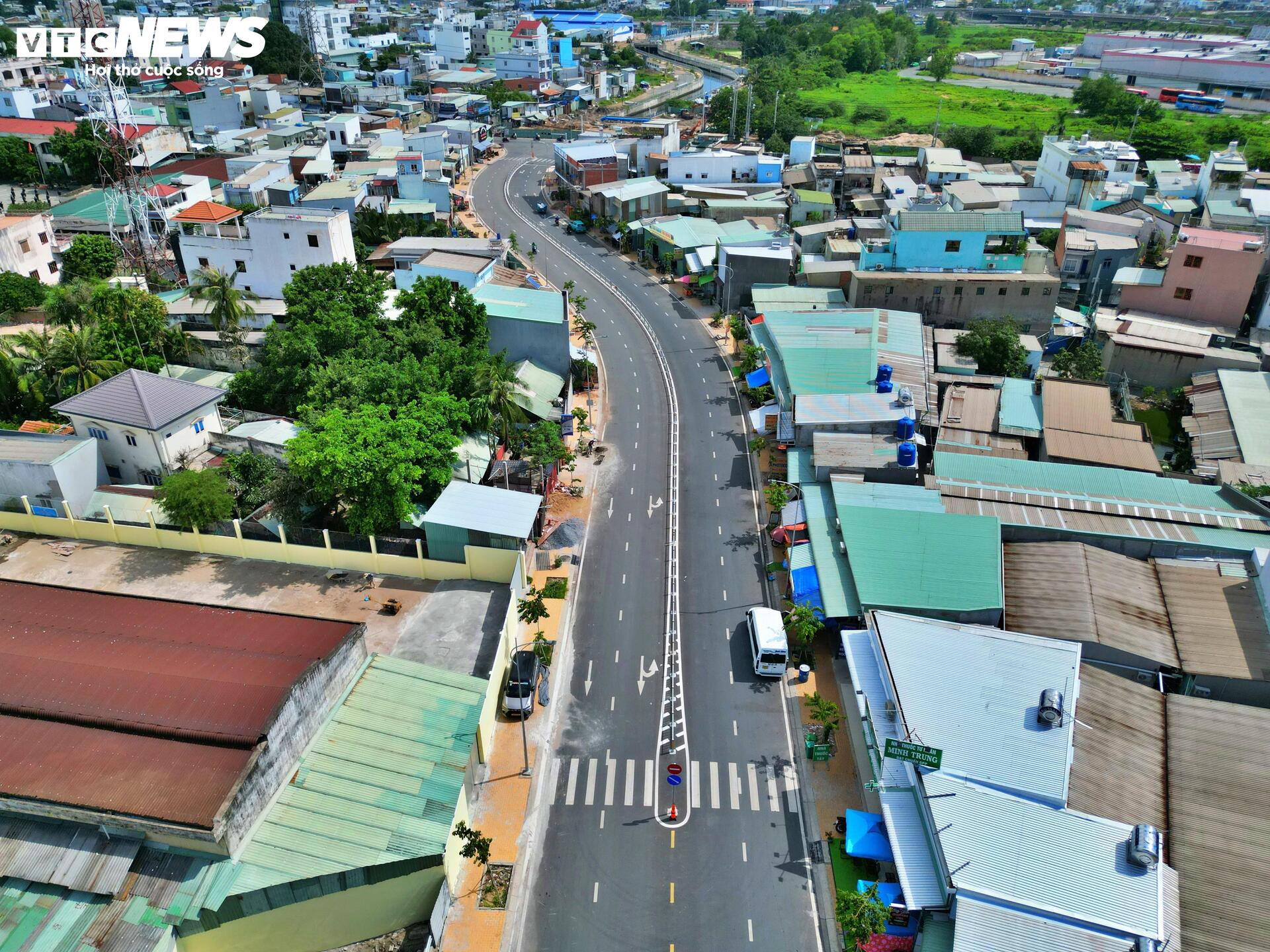 Rạch chống ngập thành đường sau 4 năm cải tạo ở TP.HCM- Ảnh 15. Rạch chống ngập thành đường sau 4 năm cải tạo ở TP.HCM- Ảnh 15.