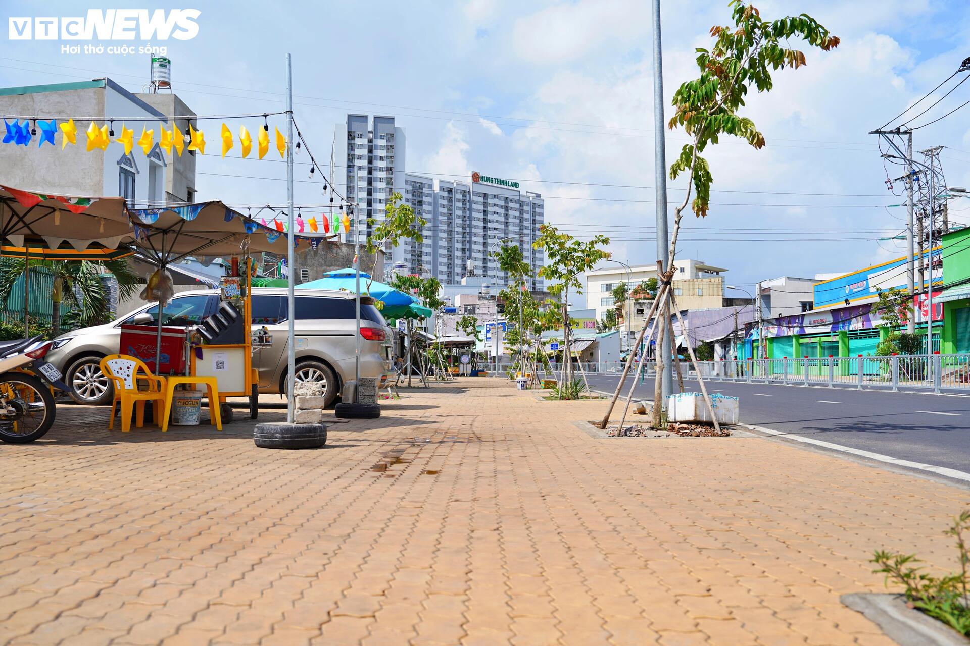 Rạch chống ngập thành đường sau 4 năm cải tạo ở TP.HCM- Ảnh 7. Rạch chống ngập thành đường sau 4 năm cải tạo ở TP.HCM- Ảnh 7.