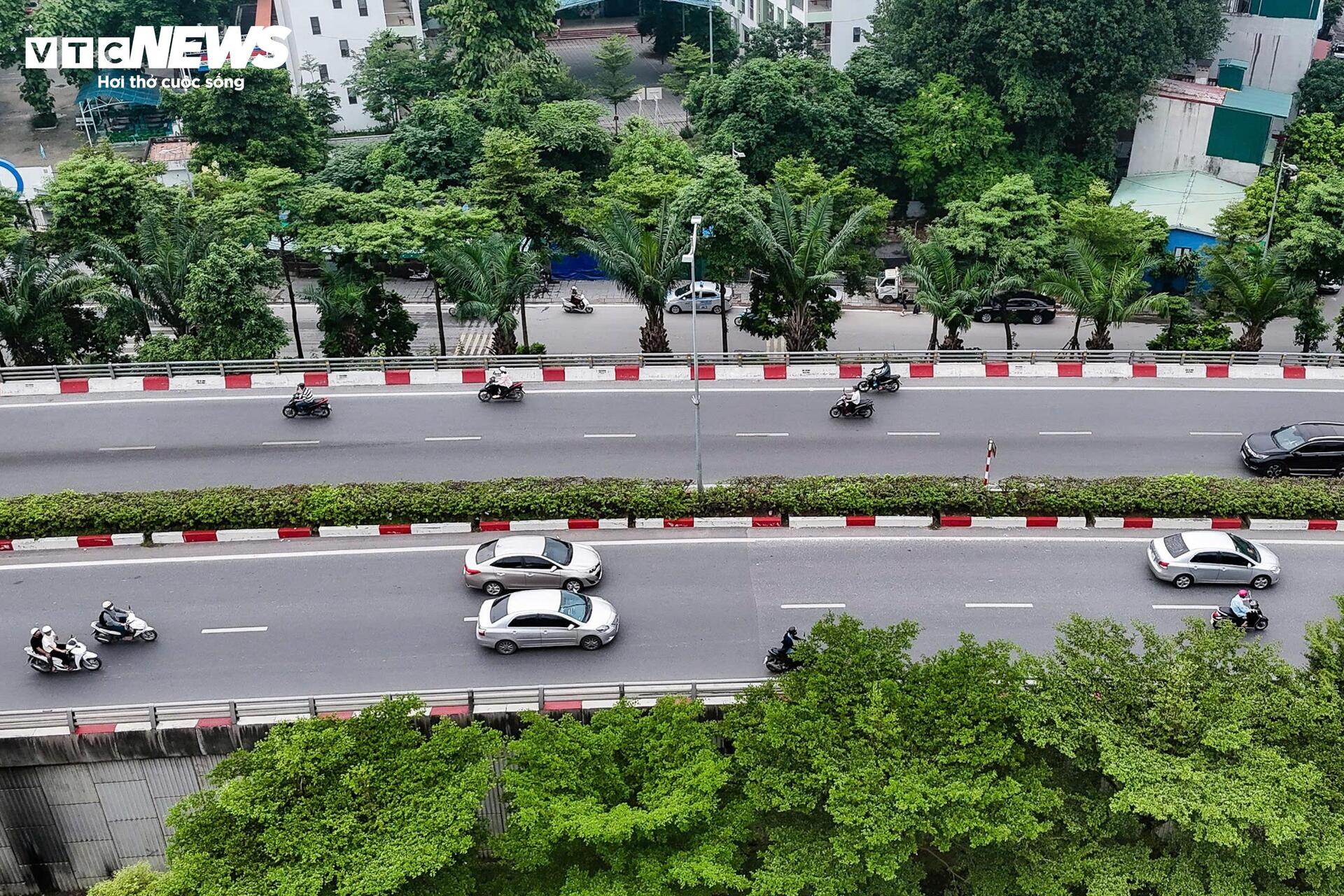 Cận cảnh tuyến đường Vành đai 1 cấm xe máy xăng từ tháng 7/2026- Ảnh 9.