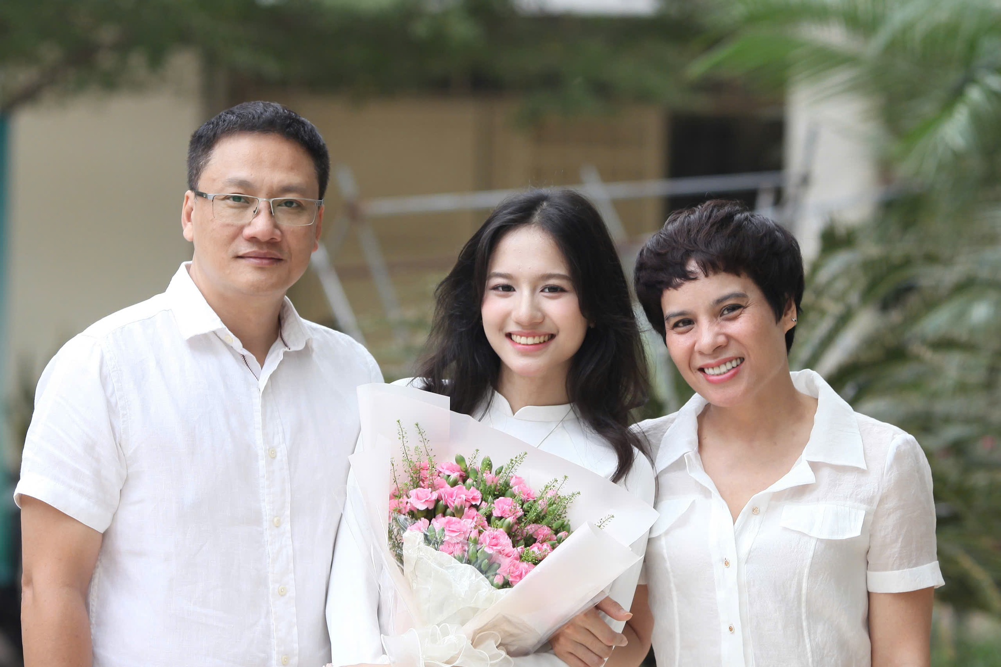 Nữ sinh 2007 đạt 9,75 Văn thuộc top cao nhất cả nước: Đạt 7.5 IELTS, theo học ngôi trường danh giá hàng đầu Thủ đô- Ảnh 2. Nữ sinh 2007 đạt 9,75 Văn thuộc top cao nhất cả nước: Đạt 7.5 IELTS, theo học ngôi trường danh giá hàng đầu Thủ đô- Ảnh 2.