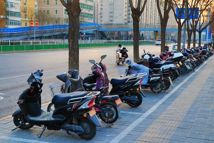Cả nghìn người sống trong chung cư thì sạc xe điện mỗi ngày thế nào: Trung Quốc giải bài toán này như sau- Ảnh 1.