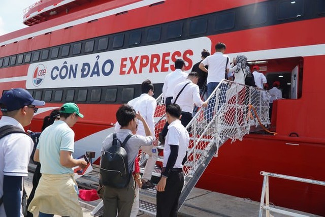 Không phải Đà Nẵng, Nha Trang hay Phú Quốc, đây mới là bãi biển được du khách nhận xét "Top 1 Việt Nam"- Ảnh 7. Không phải Đà Nẵng, Nha Trang hay Phú Quốc, đây mới là bãi biển được du khách nhận xét "Top 1 Việt Nam"- Ảnh 7.
