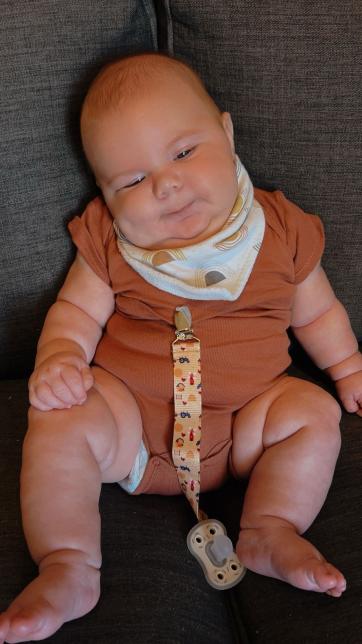 Bị chỉ trích nặng nề chỉ vì nuôi con 4 tháng nặng 10,2kg: Người mẹ khẳng định chắc nịch 1 điều- Ảnh 5.