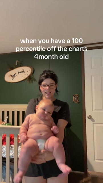 Bị chỉ trích nặng nề chỉ vì nuôi con 4 tháng nặng 10,2kg: Người mẹ khẳng định chắc nịch 1 điều- Ảnh 2.