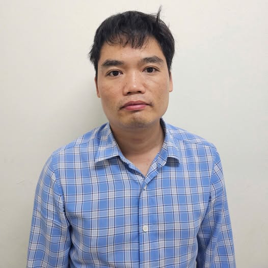 Bàng hoàng lời khai Lê Minh Giáp: Ngủ gật khi lái xe, khi tỉnh dậy hoảng loạn nên đạp nhầm chân ga- Ảnh 1.