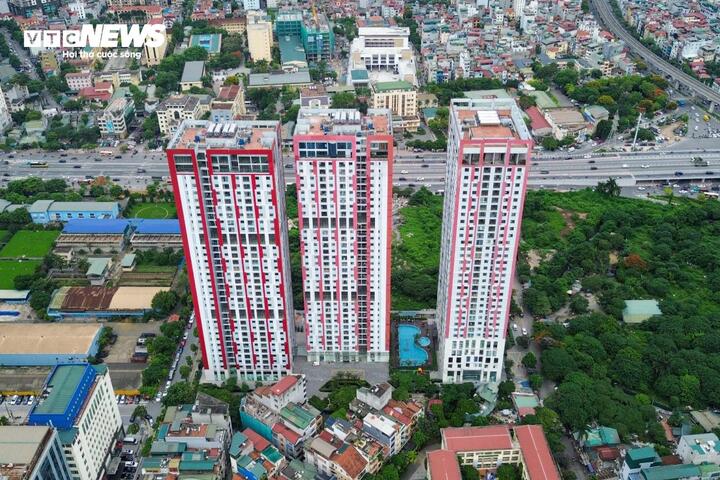 Giá chung cư Hà Nội liên tục 'phi mã', cách nào để ghìm cương?- Ảnh 2.