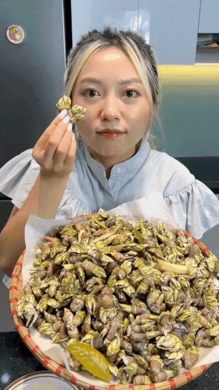 Loại ốc mang cái tên "rợn người" nhưng lại là "tinh hoa ẩm thực" khiến giới sành ăn mê mẩn: Khó bắt - giá đắt, ở Việt Nam chỉ vùng biển này mới có- Ảnh 17. Loại ốc mang cái tên "rợn người" nhưng lại là "tinh hoa ẩm thực" khiến giới sành ăn mê mẩn: Khó bắt - giá đắt, ở Việt Nam chỉ vùng biển này mới có- Ảnh 17.