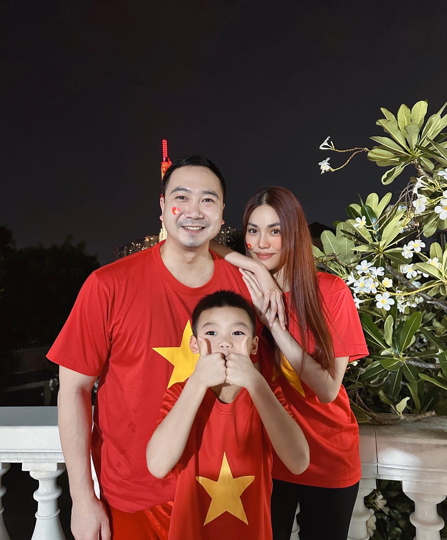 Người đẹp làm dâu một trong những gia tộc giàu có bậc nhất Sài Gòn: Ở biệt thự sang chảnh, dạy con theo kiểu thượng lưu, giữ khí chất “nữ chủ”- Ảnh 4. Người đẹp làm dâu một trong những gia tộc giàu có bậc nhất Sài Gòn: Ở biệt thự sang chảnh, dạy con theo kiểu thượng lưu, giữ khí chất “nữ chủ”- Ảnh 4.
