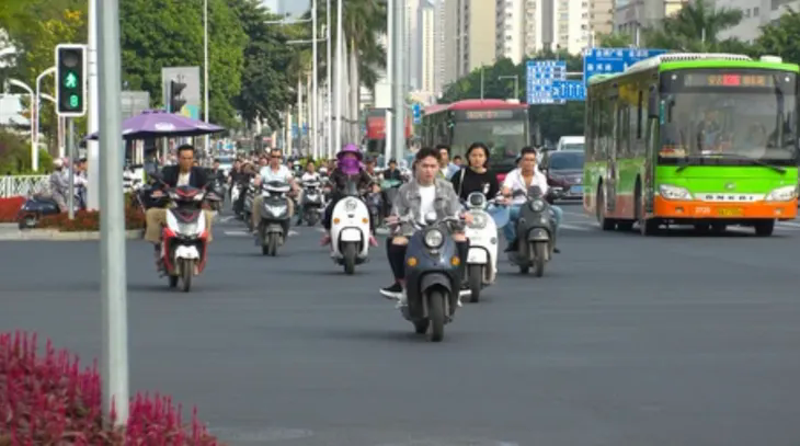 Kinh nghiệm giải bài toán ‘sạc pin và đỗ xe’ của thủ phủ xe điện Nam Ninh- Ảnh 2. Kinh nghiệm giải bài toán ‘sạc pin và đỗ xe’ của thủ phủ xe điện Nam Ninh- Ảnh 2.