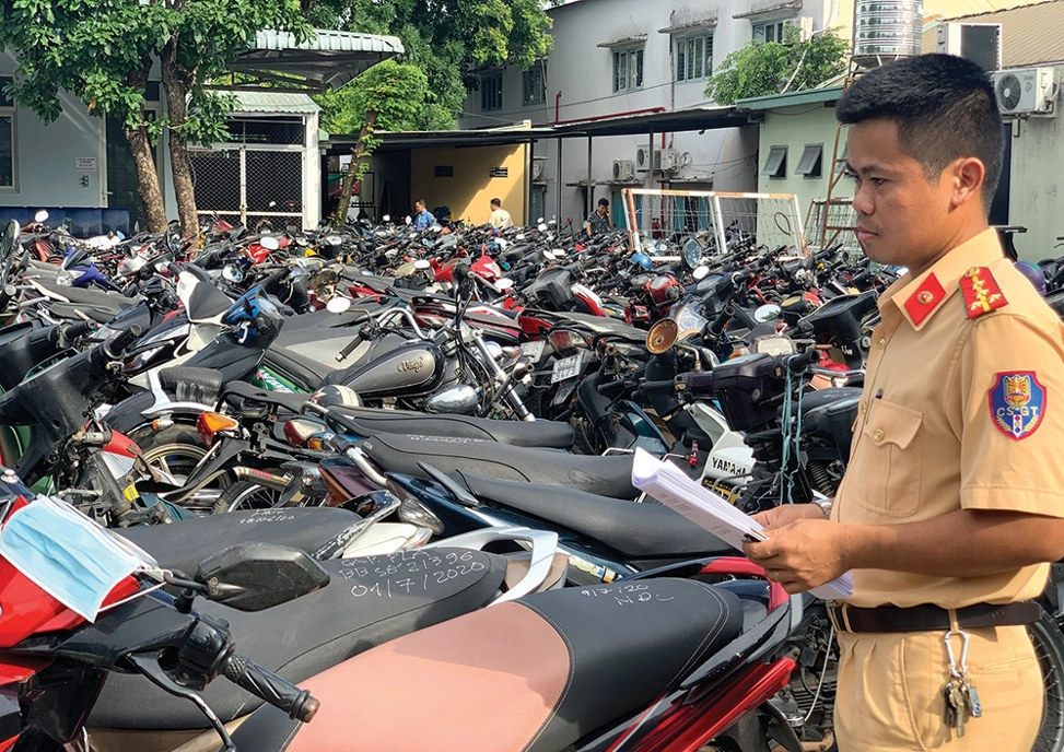 Chuyển sang xe điện, 400.000 xe xăng sắp bị 'khai tử' ở TPHCM sẽ đi đâu?- Ảnh 1.