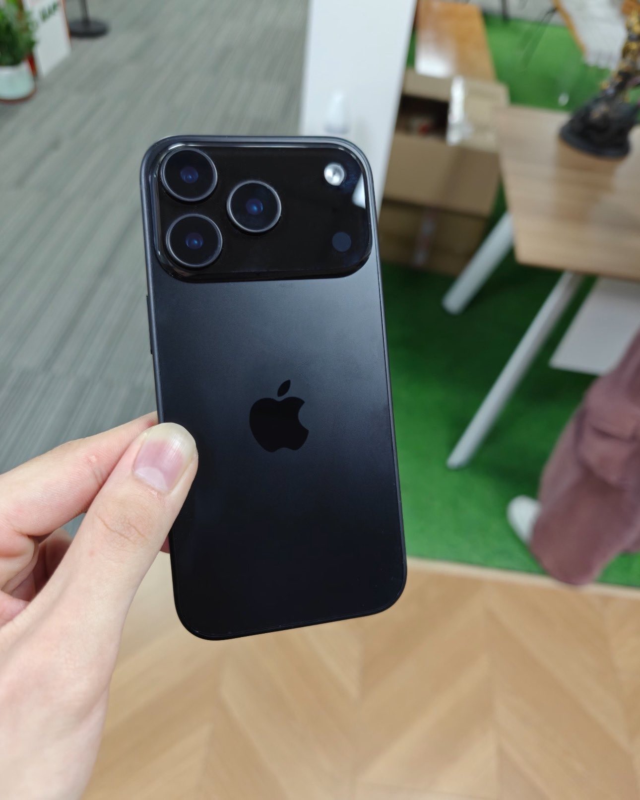 iPhone 17 lộ ngày ra mắt- Ảnh 2. iPhone 17 lộ ngày ra mắt- Ảnh 2.