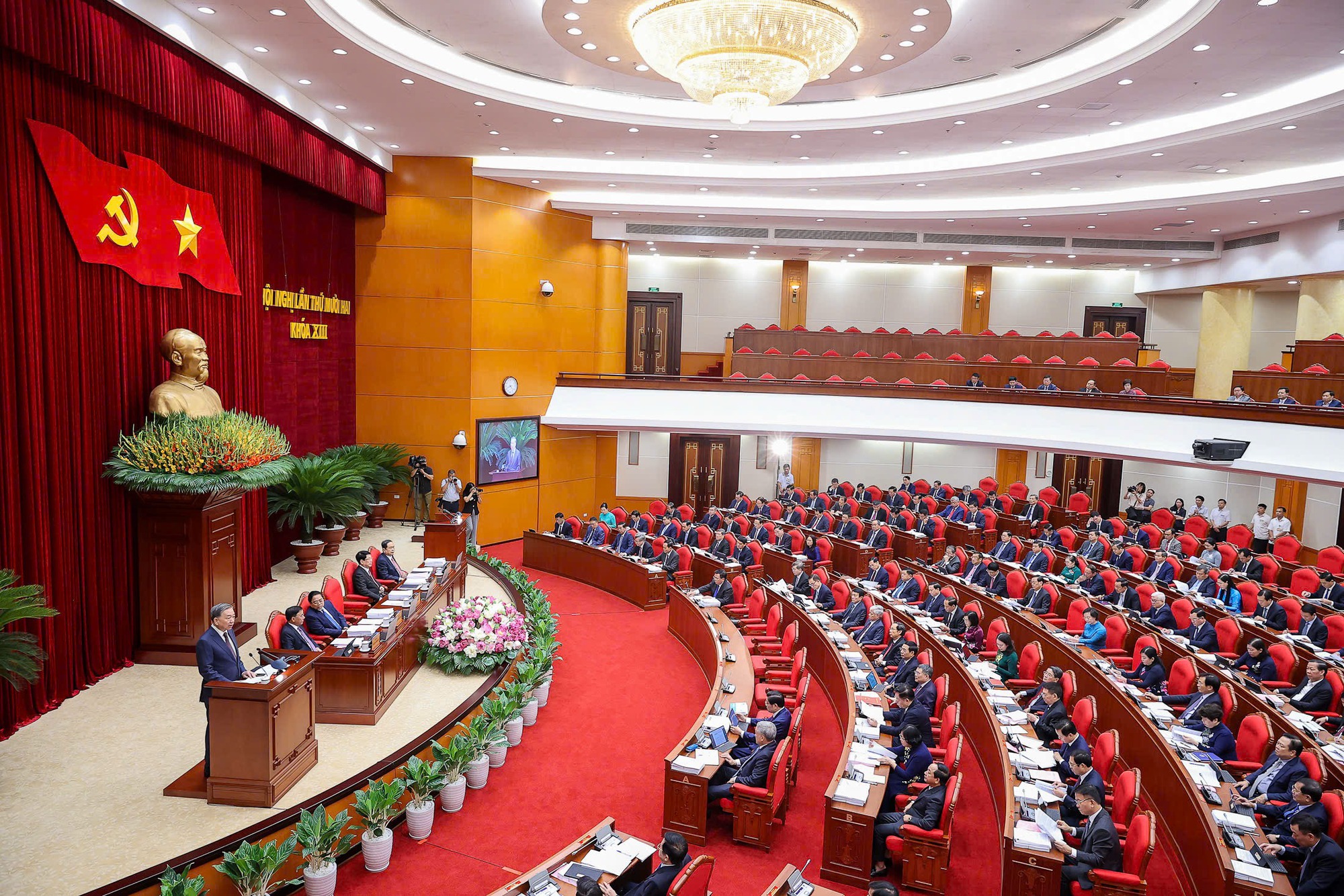 Tổng Bí thư Tô Lâm phát biểu khai mạc Hội nghị Trung ương 12- Ảnh 6. Tổng Bí thư Tô Lâm phát biểu khai mạc Hội nghị Trung ương 12- Ảnh 6.