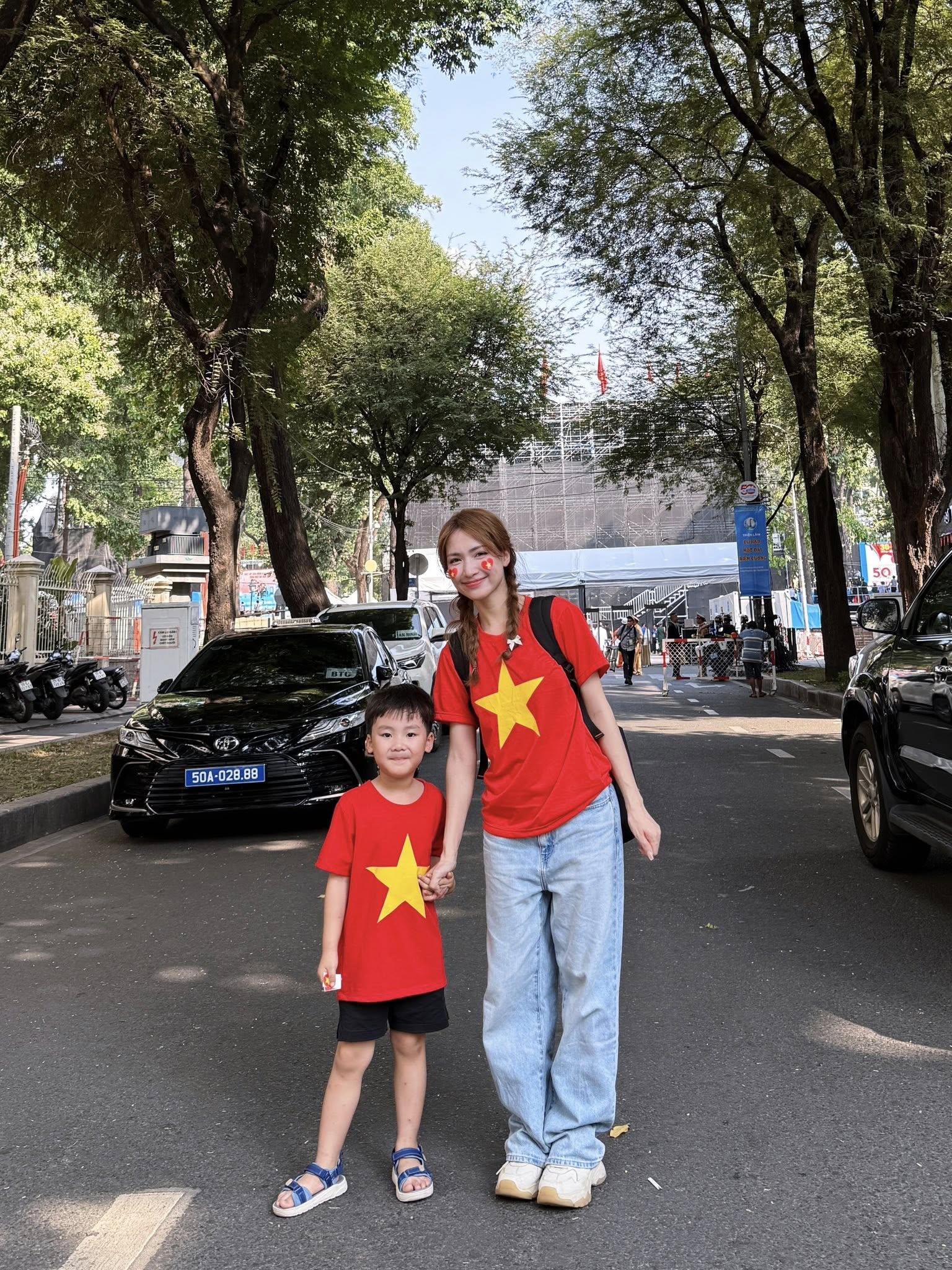 Bo Thúi nhà Hoà Minzy chăm tập thể thao bổ ích ngày hè, ngoại hình thay đổi bất ngờ, mẹ cũng không nhận ra- Ảnh 9. Bo Thúi nhà Hoà Minzy chăm tập thể thao bổ ích ngày hè, ngoại hình thay đổi bất ngờ, mẹ cũng không nhận ra- Ảnh 9.