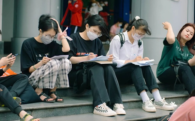 6 lĩnh vực đang bị cảnh báo vì nguy cơ thất nghiệp cao, nhiều cha mẹ vẫn tin tưởng, cho con theo học mà không cân nhắc kỹ- Ảnh 1.