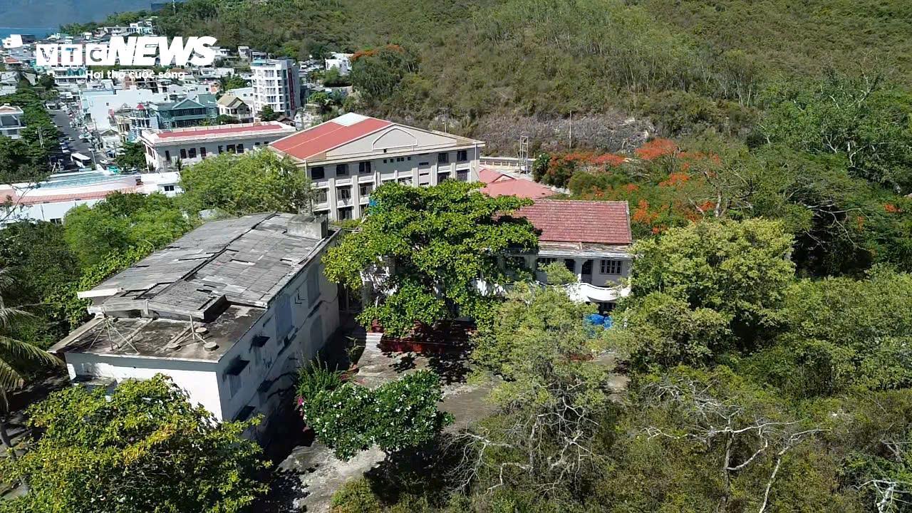 Cận cảnh biệt thự Vọng Nguyệt nơi Khánh Hoà từng định trưng dụng làm nhà công vụ- Ảnh 3. Cận cảnh biệt thự Vọng Nguyệt nơi Khánh Hoà từng định trưng dụng làm nhà công vụ- Ảnh 3.