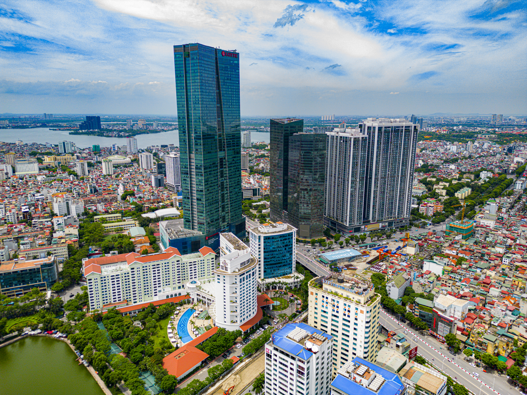 Sợ “bán hớ”, chủ đầu tư tung chiêu “giá rumor” cao đo nhiệt thị trường…nhưng rồi phải ngậm ngùi hạ giá vì ít khách- Ảnh 1. Sợ “bán hớ”, chủ đầu tư tung chiêu “giá rumor” cao đo nhiệt thị trường…nhưng rồi phải ngậm ngùi hạ giá vì ít khách- Ảnh 1.