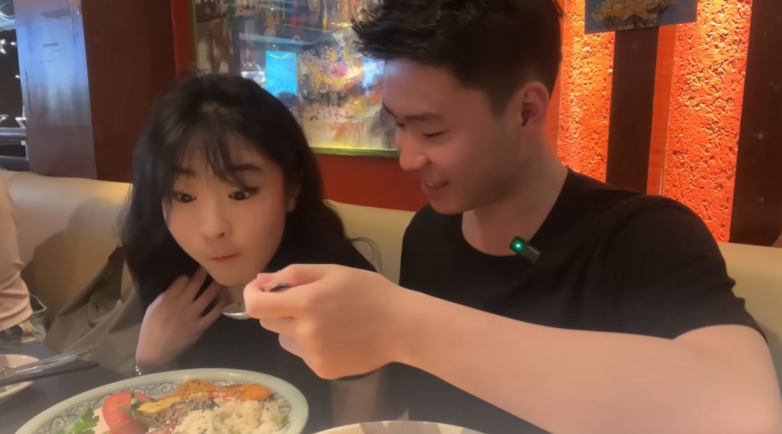 Cô gái Trung Quốc lần đầu ăn 1 món cơm Việt, mắt lập tức sáng lên: Chưa từng nghĩ cơm có thể ngon thế này- Ảnh 5.