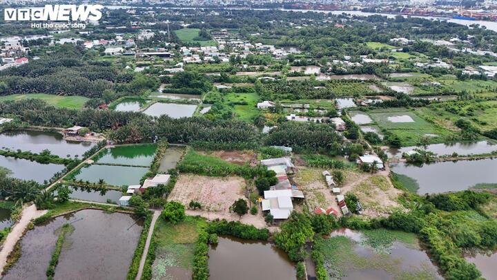 TP.HCM triền miên thiếu nguồn cung nhà ở, cách nào 'mở khoá'?- Ảnh 1. TP.HCM triền miên thiếu nguồn cung nhà ở, cách nào 'mở khoá'?- Ảnh 1.