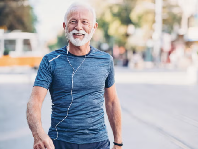 Nghiên cứu Nhật chỉ ra: Không phải chạy hay bơi, đây là môn thể thao vừa đơn giản dễ làm, vừa hiệu quả toàn diện, giúp kéo dài tuổi thọ- Ảnh 1.