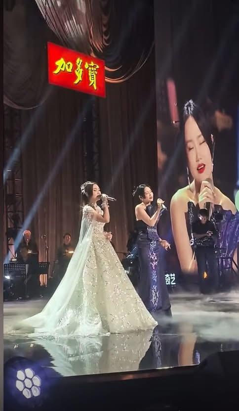 Phương Mỹ Chi và “nữ hoàng melody” sẽ diễn siêu hit 280 triệu view của Sơn Tùng tại Chung kết Sing! Asia?- Ảnh 3. Phương Mỹ Chi và “nữ hoàng melody” sẽ diễn siêu hit 280 triệu view của Sơn Tùng tại Chung kết Sing! Asia?- Ảnh 3.