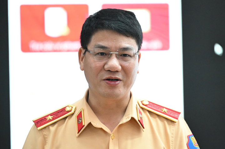 Vừa công khai số điện thoại, Cục trưởng CSGT nhận hơn 100 cuộc gọi, tin nhắn- Ảnh 1. Vừa công khai số điện thoại, Cục trưởng CSGT nhận hơn 100 cuộc gọi, tin nhắn- Ảnh 1.