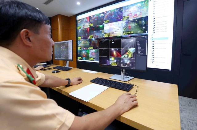 Công cụ "chưa từng có" hoạt động 24/7, CSGT không cần ra đường chặn bắt xe vi phạm- Ảnh 13. Công cụ "chưa từng có" hoạt động 24/7, CSGT không cần ra đường chặn bắt xe vi phạm- Ảnh 13.