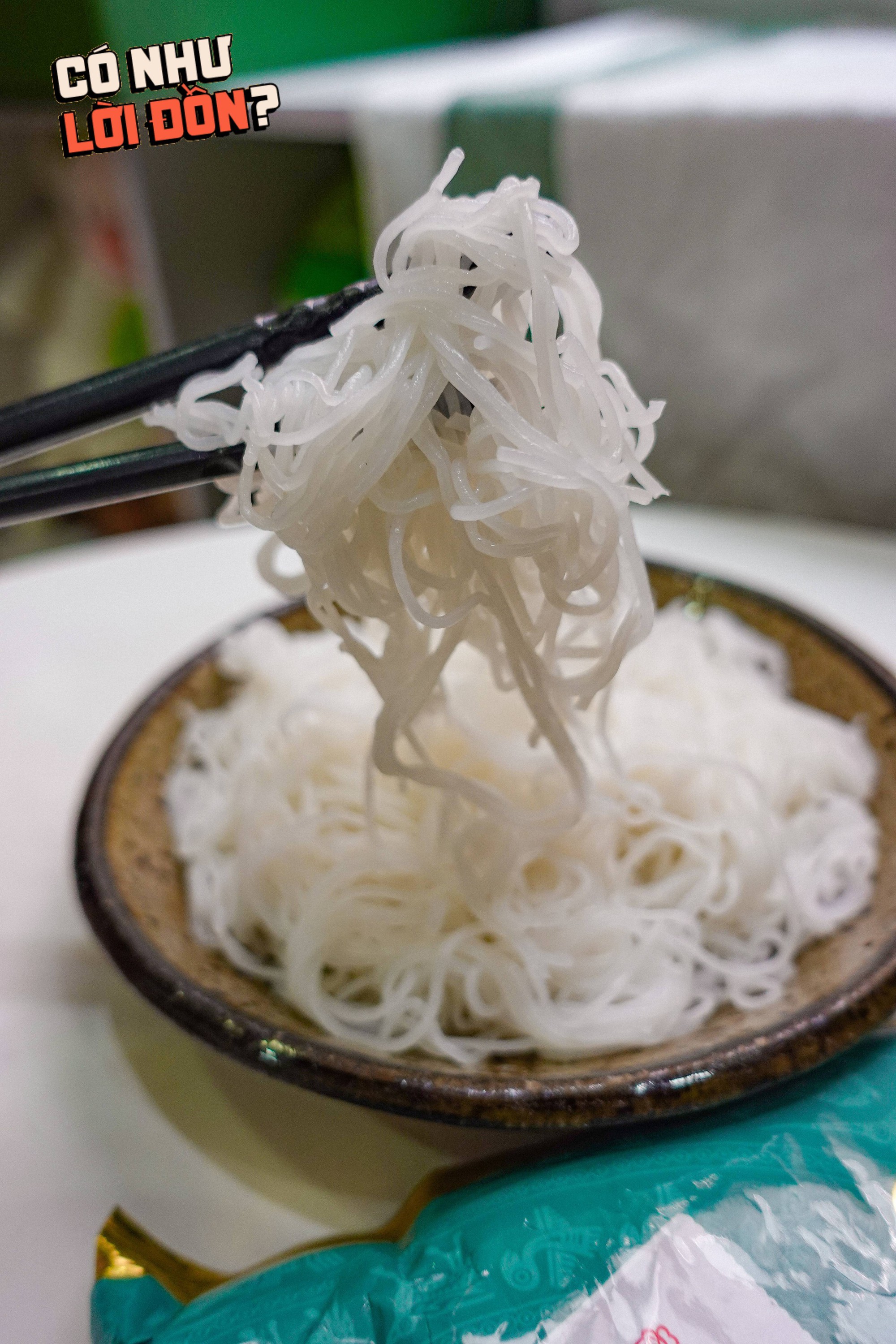 Kiểm chứng bún chả ăn liền: Hương vị thế nào mà rần rần khắp cõi mạng?- Ảnh 11. Kiểm chứng bún chả ăn liền: Hương vị thế nào mà rần rần khắp cõi mạng?- Ảnh 11.
