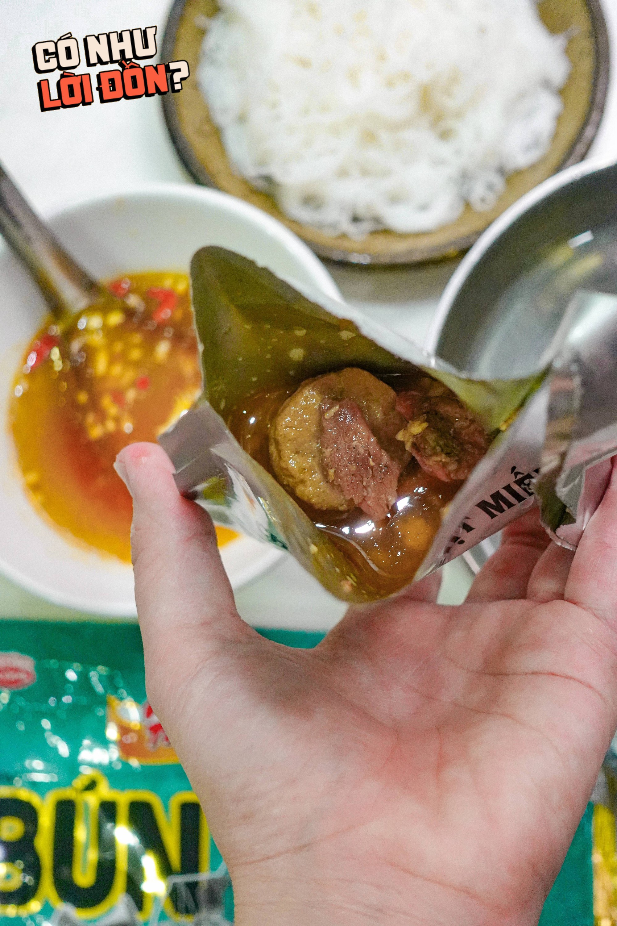 Kiểm chứng bún chả ăn liền: Hương vị thế nào mà rần rần khắp cõi mạng?- Ảnh 14. Kiểm chứng bún chả ăn liền: Hương vị thế nào mà rần rần khắp cõi mạng?- Ảnh 14.