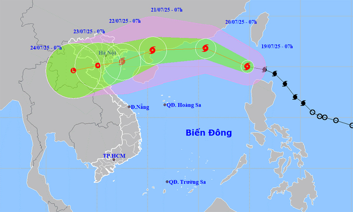 Bão Wipha giật cấp 12 đổ bộ Biển Đông, đạt cấp cực đại trong 2 ngày tới- Ảnh 1. Bão Wipha giật cấp 12 đổ bộ Biển Đông, đạt cấp cực đại trong 2 ngày tới- Ảnh 1.