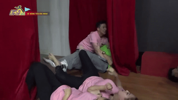 Nam diễn viên "bay màu" ở Running Man mùa 3: Là "thánh xui xẻo", nay đối đầu trực tiếp với Trấn Thành!- Ảnh 5.