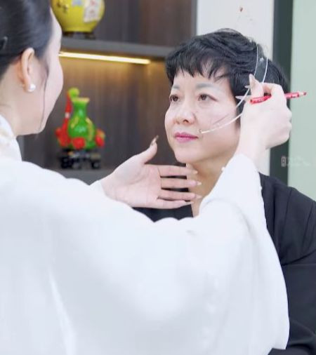 Nên xem xét tạm đình chỉ danh hiệu NSND, NSƯT với nghệ sĩ vi phạm quảng cáo- Ảnh 5. Nên xem xét tạm đình chỉ danh hiệu NSND, NSƯT với nghệ sĩ vi phạm quảng cáo- Ảnh 5.