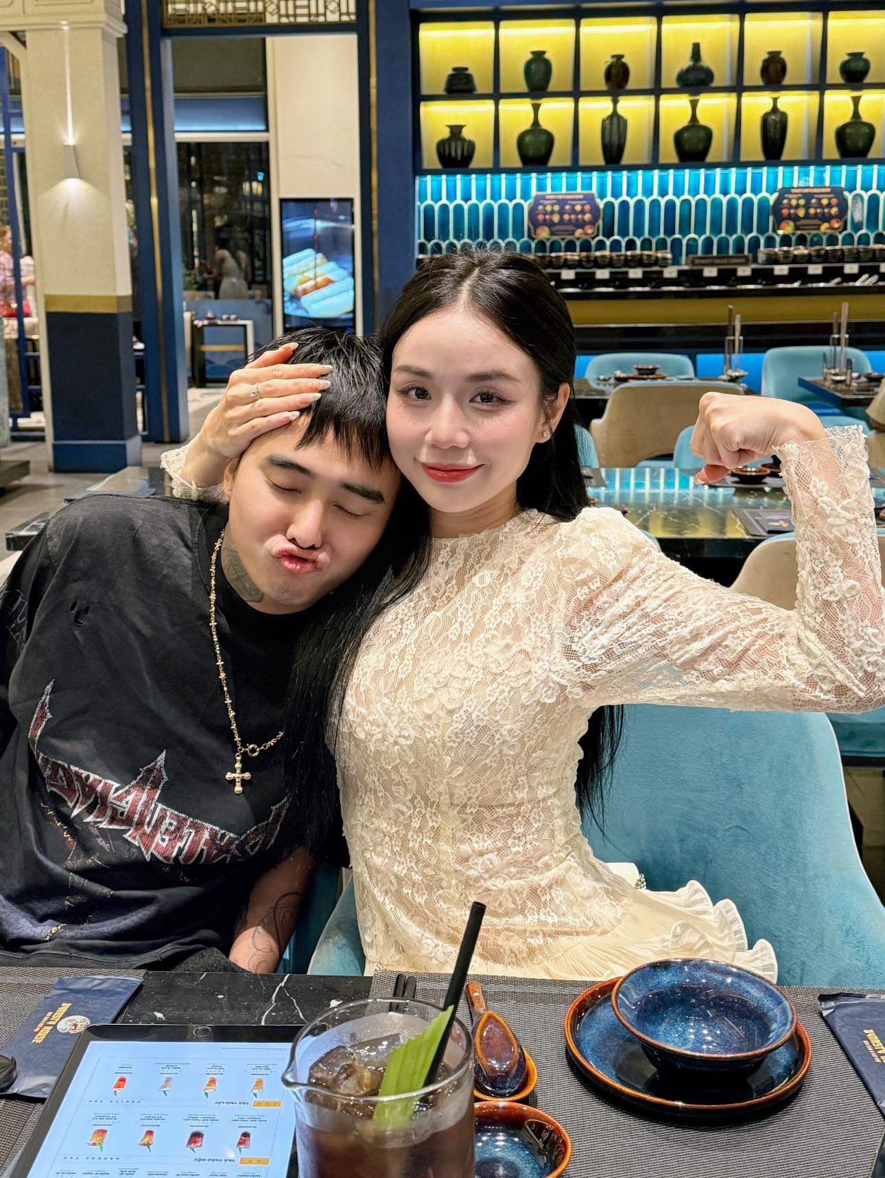 Lộ ảnh cưới của Đạt G và Cindy Lư, quy định cho khách mời gây tranh cãi- Ảnh 4.