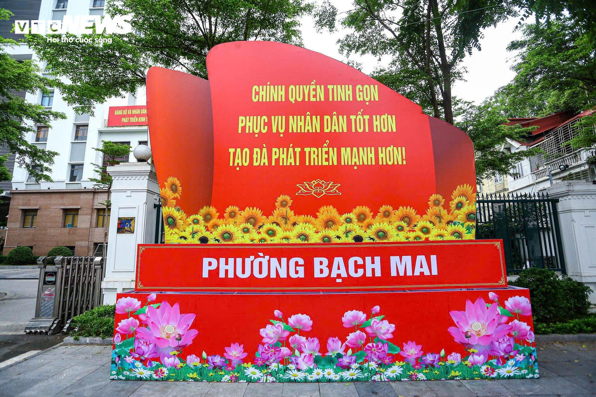 Cận cảnh trụ sở các phường mới của Hà Nội sau sắp xếp- Ảnh 13.