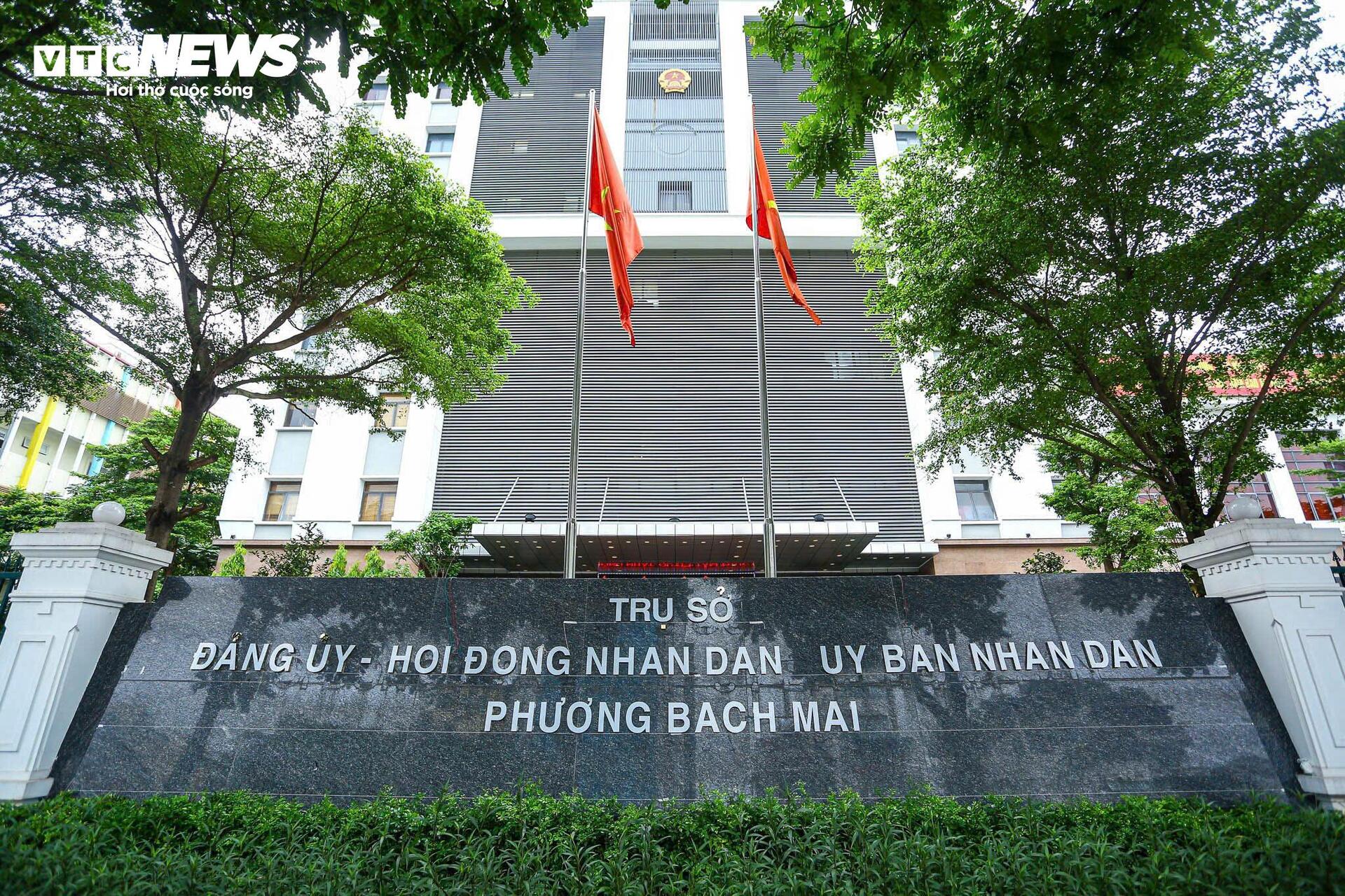 Cận cảnh trụ sở các phường mới của Hà Nội sau sắp xếp- Ảnh 14.