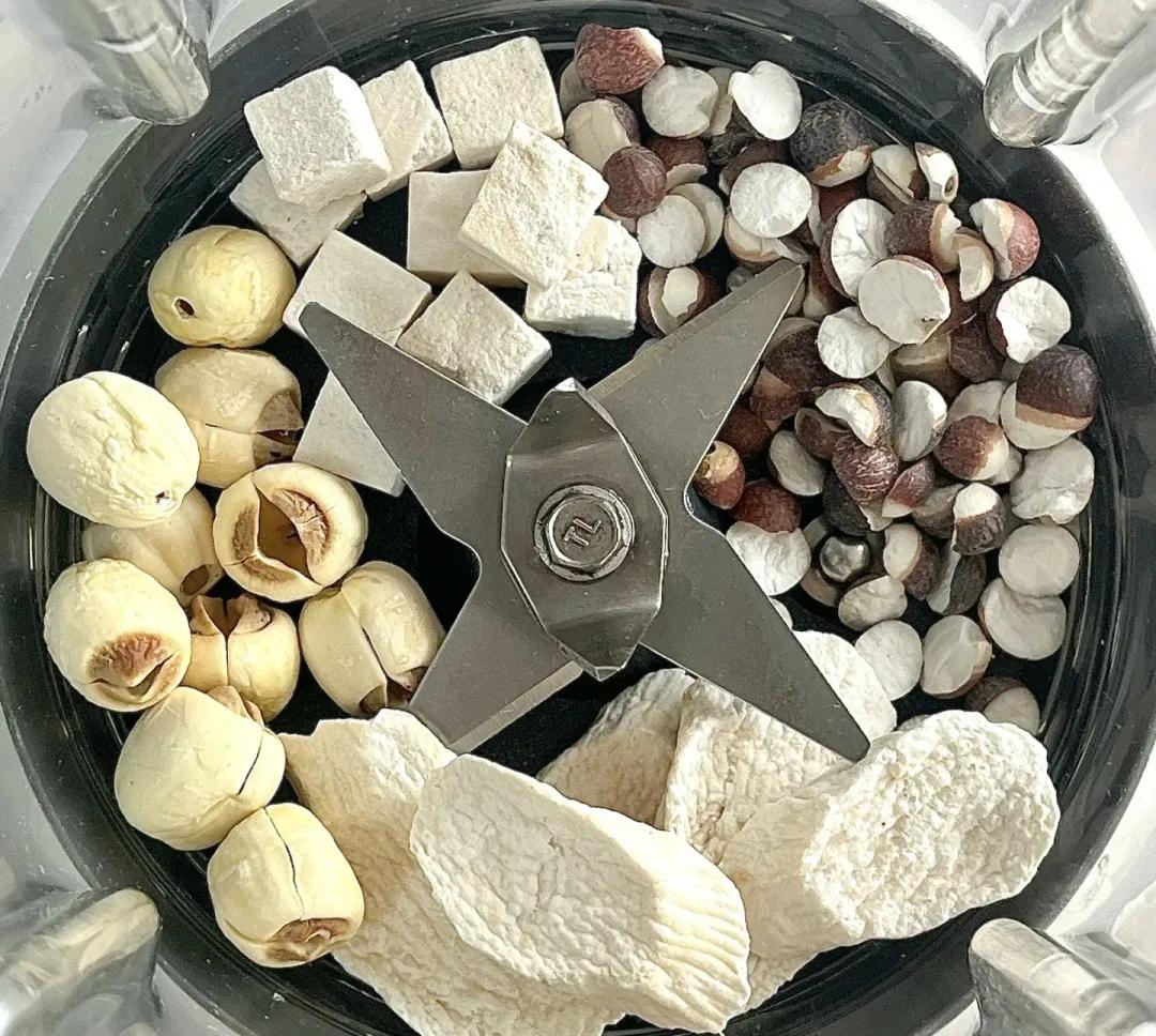Thay đổi thói quen mùa hè: Đừng uống sữa lạnh hay đậu nành đá nữa, đây mới là 