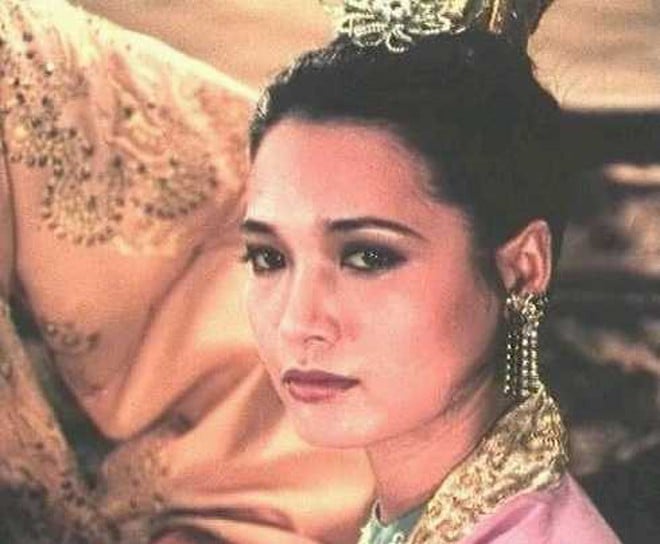Chị Dậu - NSƯT Lê Vân: Mỹ nhân Hà thành đa đoan, hạnh phúc tuổi xế chiều- Ảnh 4. Chị Dậu - NSƯT Lê Vân: Mỹ nhân Hà thành đa đoan, hạnh phúc tuổi xế chiều- Ảnh 4.