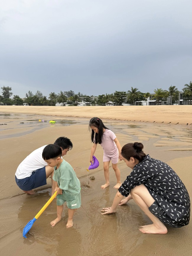 Cường Đô la đăng chục tấm ảnh, một người phải thốt lên: Không quen biết nhưng quá ngưỡng mộ lối sống, cách làm cha của anh- Ảnh 2. Cường Đô la đăng chục tấm ảnh, một người phải thốt lên: Không quen biết nhưng quá ngưỡng mộ lối sống, cách làm cha của anh- Ảnh 2.