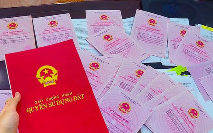 Chi tiết cách làm thủ tục cấp sổ hồng lần đầu ở UBND xã- Ảnh 1.