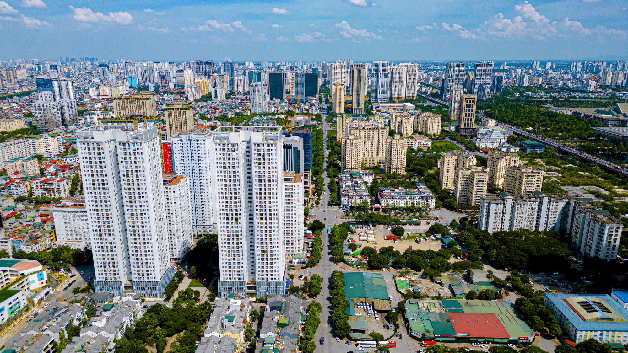 Giá BĐS Hà Nội đã ở mức rất cao, nhà đầu tư thanh khoản được và thu về lợi nhuận cao hơn gửi ngân hàng đã là thành công- Ảnh 1. Giá BĐS Hà Nội đã ở mức rất cao, nhà đầu tư thanh khoản được và thu về lợi nhuận cao hơn gửi ngân hàng đã là thành công- Ảnh 1.