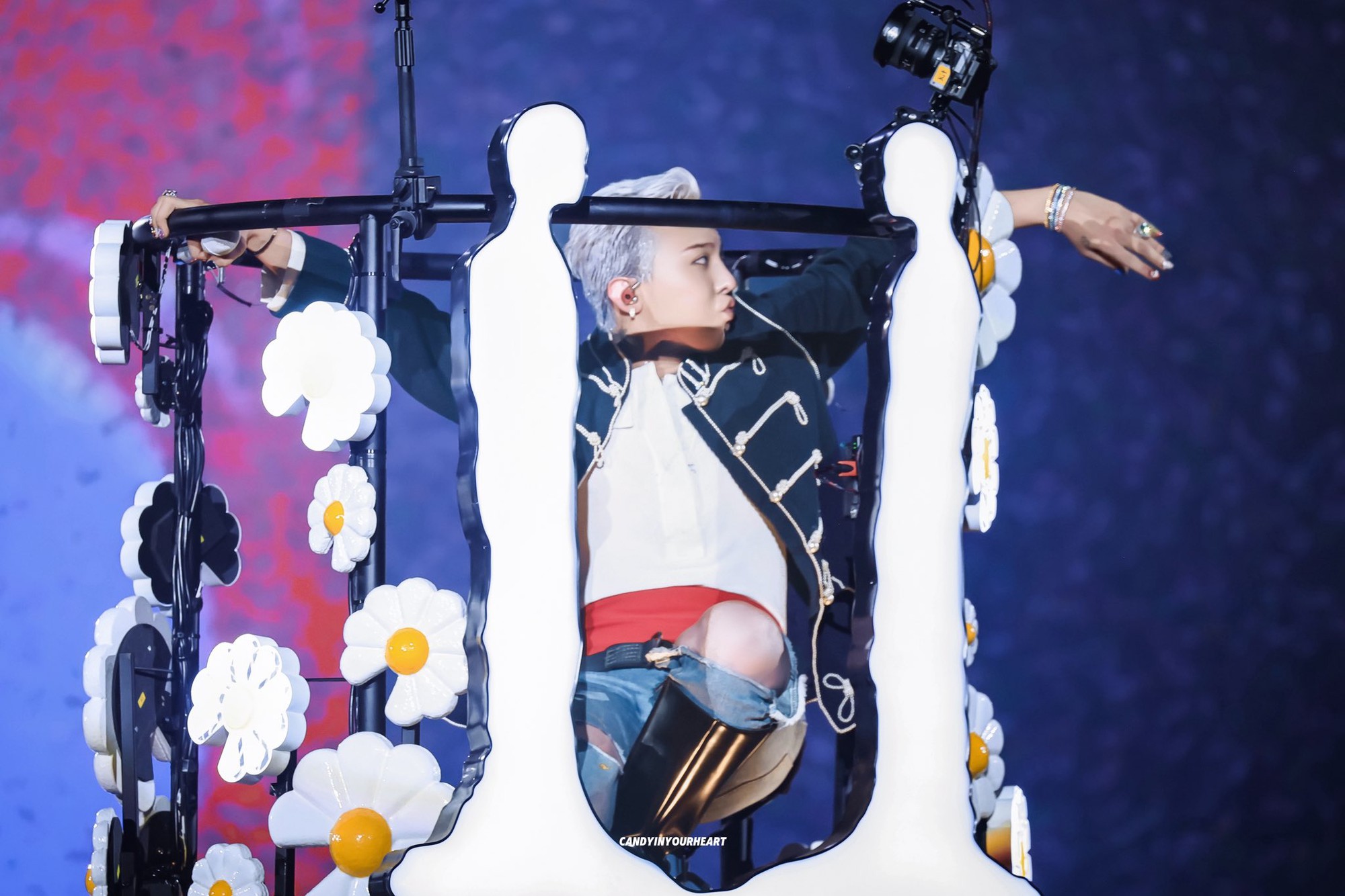 G-Dragon là kẻ phá hoại- Ảnh 7. G-Dragon là kẻ phá hoại- Ảnh 7.