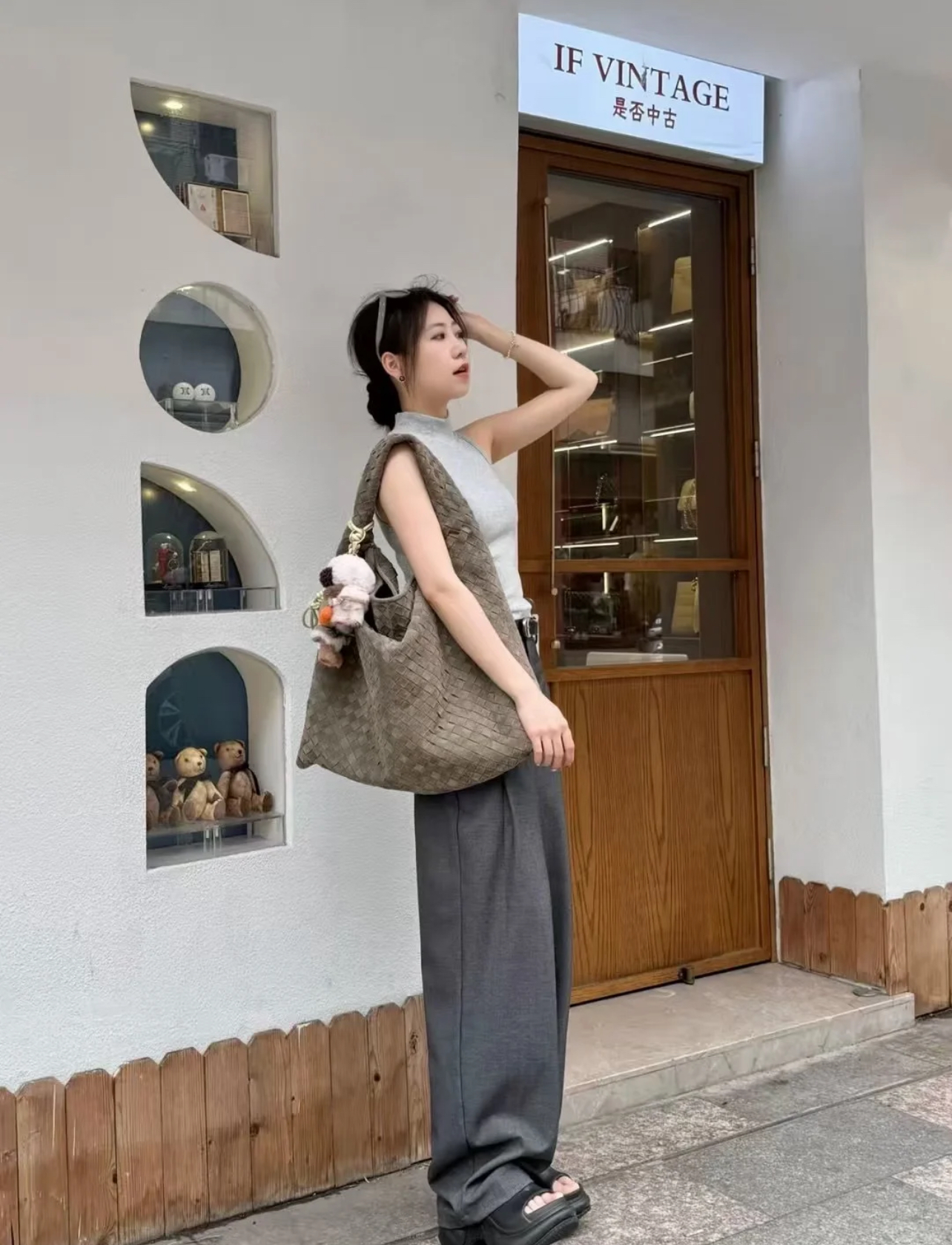 Túi 150 triệu của Bottega dính phốt- Ảnh 9. Túi 150 triệu của Bottega dính phốt- Ảnh 9.
