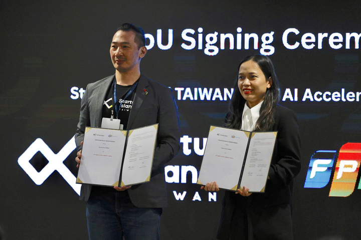 Công nghệ 19/7: Netflix lần đầu dùng AI làm phim, Google chi tỷ USD cho thủy điện- Ảnh 4.