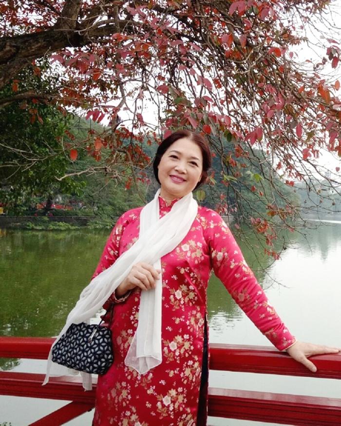 Chị Dậu - NSƯT Lê Vân: Mỹ nhân Hà thành đa đoan, hạnh phúc tuổi xế chiều- Ảnh 6. Chị Dậu - NSƯT Lê Vân: Mỹ nhân Hà thành đa đoan, hạnh phúc tuổi xế chiều- Ảnh 6.