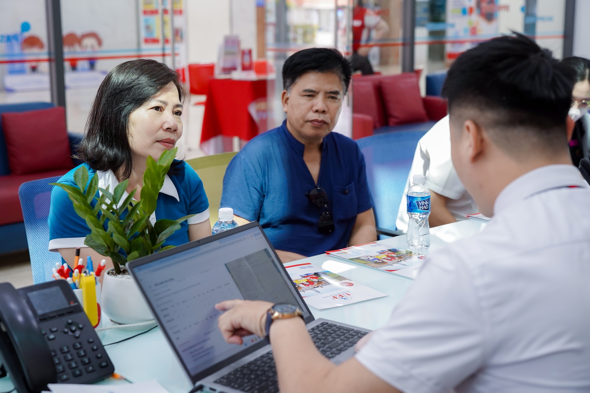 Xét học bạ để tăng cơ hội trúng tuyển nguyện vọng 1 vào UEF- Ảnh 2.