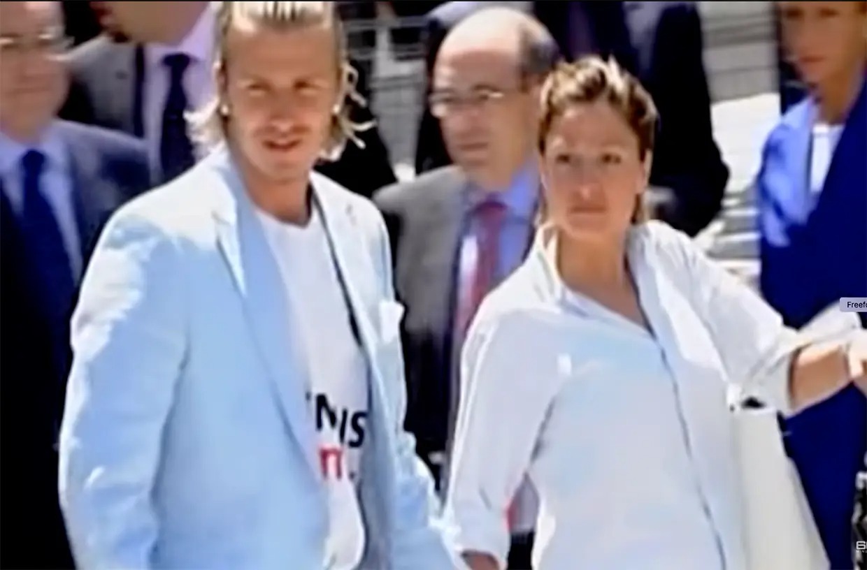 Sự thật đằng sau hình ảnh hoàn hảo nhà Beckham: Victoria cao tay giúp chồng "vượt qua sóng gió"- Ảnh 3.