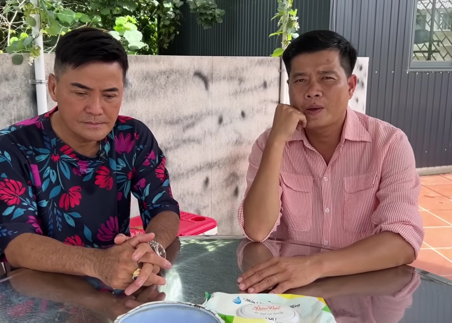 Nam ca sĩ nói lý do rời TP.HCM ra Phú Quốc xây biệt thự cả nghìn m2- Ảnh 1. Nam ca sĩ nói lý do rời TP.HCM ra Phú Quốc xây biệt thự cả nghìn m2- Ảnh 1.