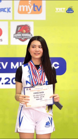 Xem Hạt Dẻ nhà MC Quyền Linh chơi bóng rổ: Chẳng còn hình tượng nàng thơ nhưng vẫn cuốn vô cùng!- Ảnh 5. Xem Hạt Dẻ nhà MC Quyền Linh chơi bóng rổ: Chẳng còn hình tượng nàng thơ nhưng vẫn cuốn vô cùng!- Ảnh 5.
