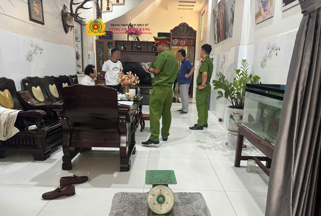 Tạm giữ hình sự đầu bếp Nguyễn Văn Hoàng- Ảnh 4. Tạm giữ hình sự đầu bếp Nguyễn Văn Hoàng- Ảnh 4.