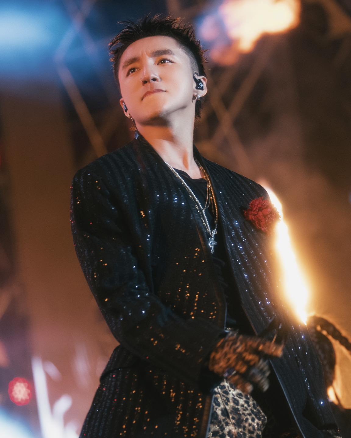 Vbiz có sao nam "không giống ai": Hơn chục năm vẫn chưa tìm ra người "soán ngôi", cát xê lên đến hàng tỷ đồng- Ảnh 5.